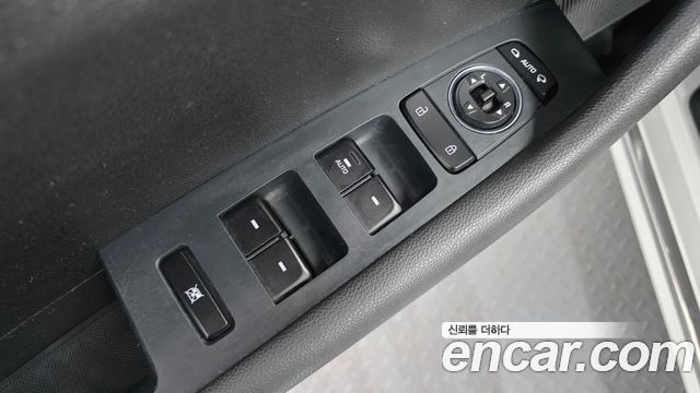 Hyundai Sonata Hybrid (LF) 2.0 HEV Smart 2017 — фото 11