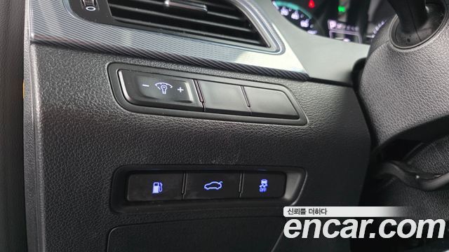 Hyundai Sonata Hybrid (LF) 2.0 HEV Smart 2017 — фото 12