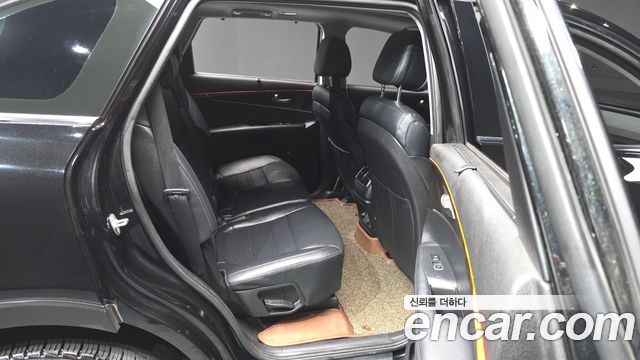 Kia Sorento Diesel 2.0 2WD Noblesse 2017 — фото 12