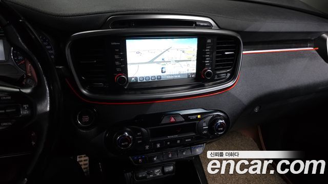 Kia Sorento Diesel 2.0 2WD Noblesse 2017 — фото 14