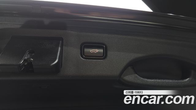 Kia Sorento Diesel 2.0 2WD Noblesse 2017 — фото 32