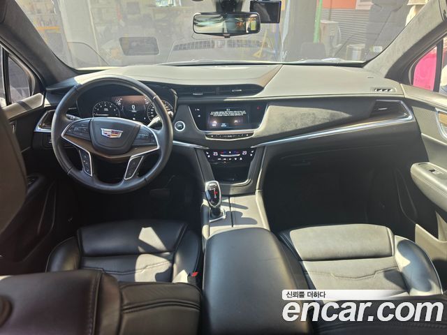 Cadillac XT5 3.6 Platinum 2018 — фото 7