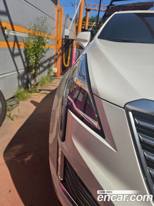 Cadillac XT5 3.6 Platinum 2018 — фото 16