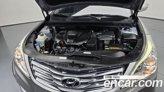 Hyundai Grandeur (HG) HG240 Luxury 2011 — фото 6
