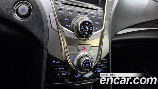 Hyundai Grandeur (HG) HG240 Luxury 2011 — фото 16
