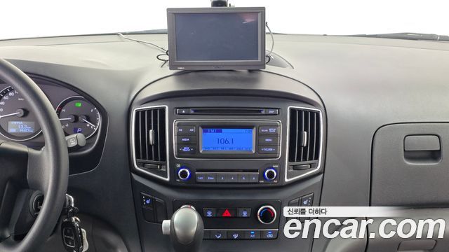Hyundai Grand Starex 5-Seater VAN Smart 2018 — фото 14