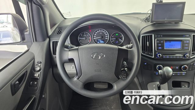 Hyundai Grand Starex 5-Seater VAN Smart 2018 — фото 15
