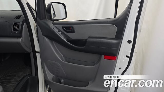 Hyundai Grand Starex 5-Seater VAN Smart 2018 — фото 25
