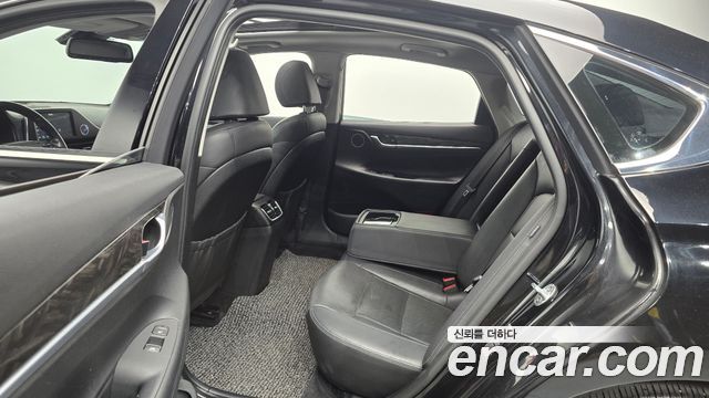 Hyundai Grandeur (IG) 2.4 Premium 2018 — фото 16
