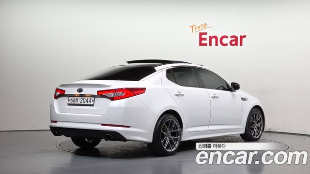 Kia K5 2.0 Turbo-GDI Noblesse 2013 — фото 2