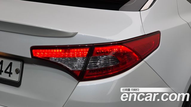 Kia K5 2.0 Turbo-GDI Noblesse 2013 — фото 23