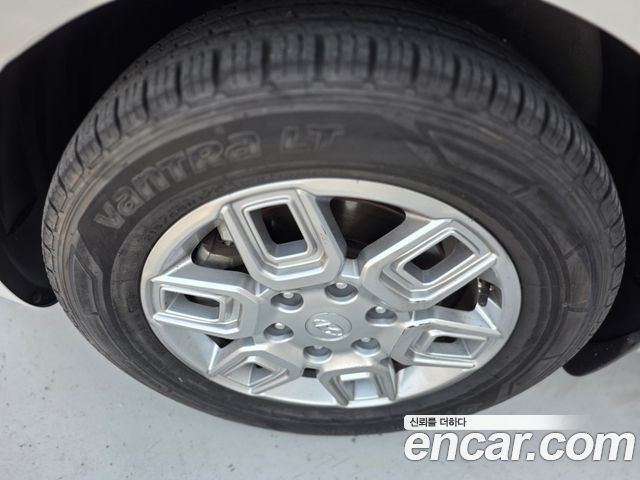Hyundai Staria L3.5 Cargo 5-Seater Modern 2022 — фото 24