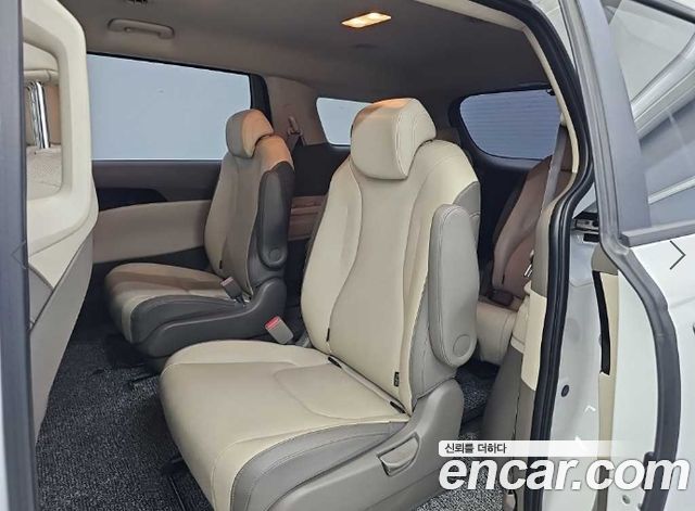 Kia Carnival (IV) Diesel 9-Seater Prestige 2023 — фото 17