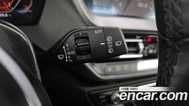BMW 1 Series (F40) 120i M Sports 2023 — фото 19