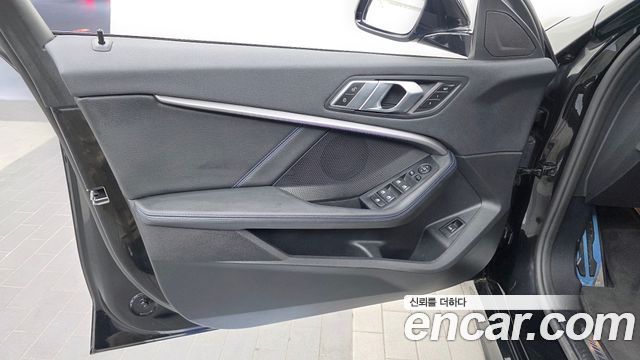 BMW 1 Series (F40) 120i M Sports 2023 — фото 24