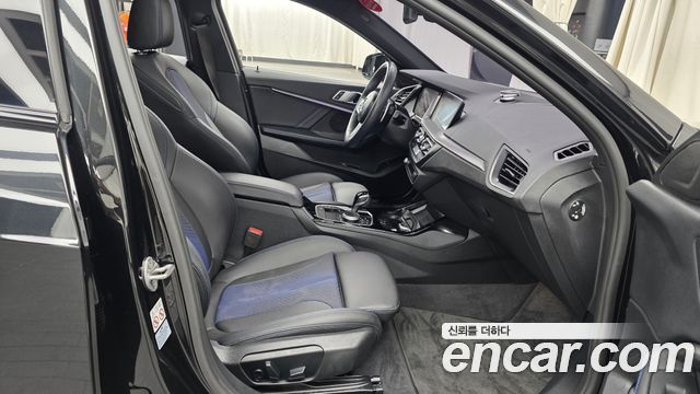 BMW 1 Series (F40) 120i M Sports 2023 — фото 26