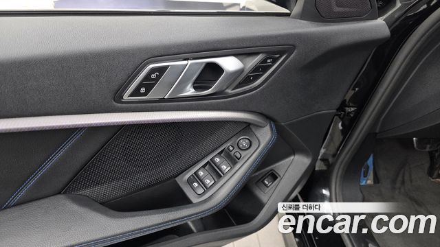 BMW 1 Series (F40) 120i M Sports 2023 — фото 28