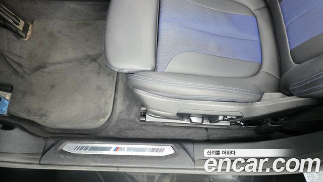 BMW 1 Series (F40) 120i M Sports 2023 — фото 31