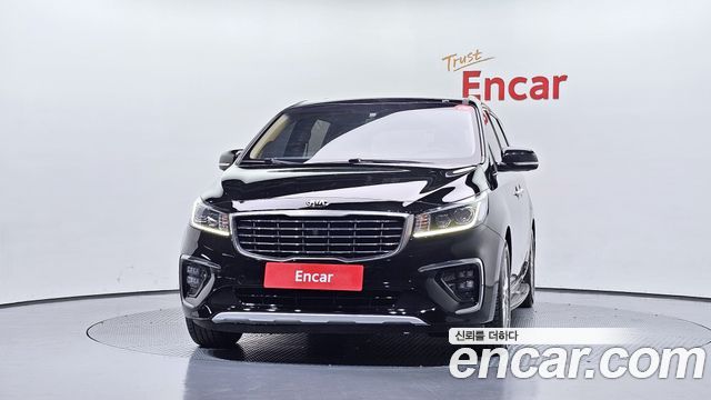 Kia Carnival 9-Seater Noblesse Special 2019 — фото 3