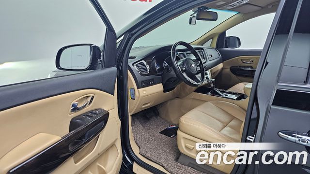Kia Carnival 9-Seater Noblesse Special 2019 — фото 10