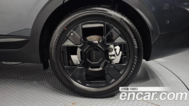Kia Sportage (V) Gasoline 1.6 Turbo 2WD Signature X Line 2025 — фото 21