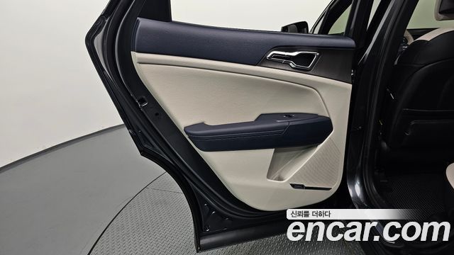 Kia Sportage (V) Gasoline 1.6 Turbo 2WD Signature X Line 2025 — фото 25