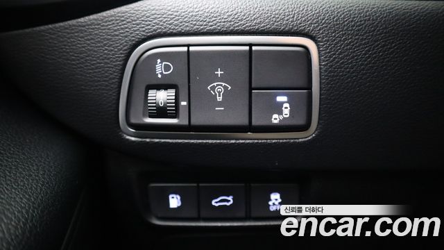 Hyundai Grandeur (IG) 2.4 Premium 2018 — фото 20