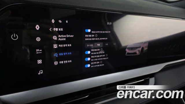 Renault Korea Grand Koleos 1.5 E-TECH Iconic 2WD 2025 — фото 17
