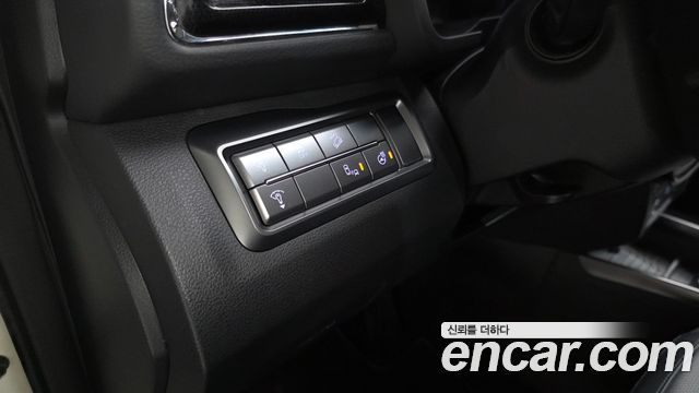KG Mobility (SsangYong) Very New Tivoli Gasoline 1.5 2WD V3 2020 — фото 18
