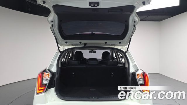 KG Mobility (SsangYong) Very New Tivoli Gasoline 1.5 2WD V3 2020 — фото 20