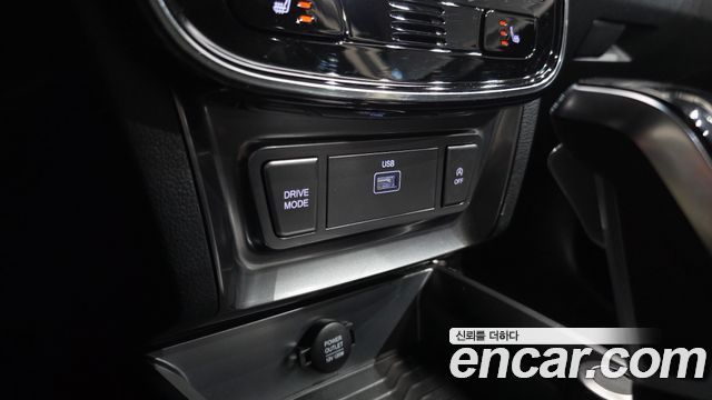 KG Mobility (SsangYong) Very New Tivoli Gasoline 1.5 2WD V3 2020 — фото 32