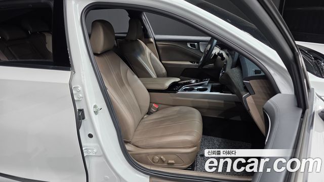 Kia K8 2.5 Gasoline 2WD Noblesse 2023 — фото 26