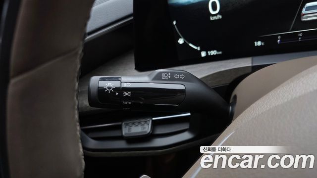 Kia K8 2.5 Gasoline 2WD Noblesse 2023 — фото 27