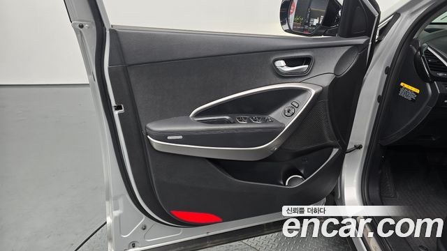 Hyundai Santa Fe (DM) Diesel(e-VGT) 2.0 2WD Premium 2013 — фото 24
