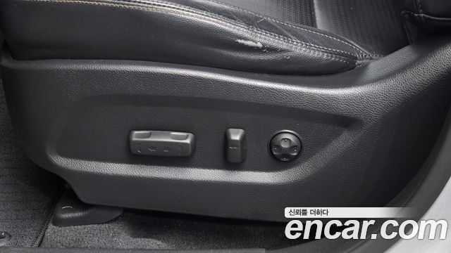 Hyundai Santa Fe (DM) Diesel(e-VGT) 2.0 2WD Premium 2013 — фото 27
