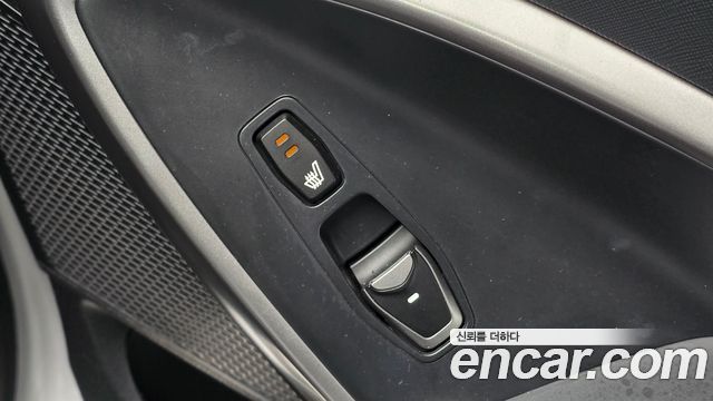 Hyundai Santa Fe (DM) Diesel(e-VGT) 2.0 2WD Premium 2013 — фото 29