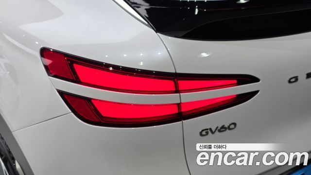 Genesis GV60 Standard 2022 — фото 23