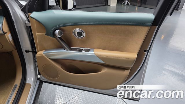 Genesis GV60 Standard 2022 — фото 25