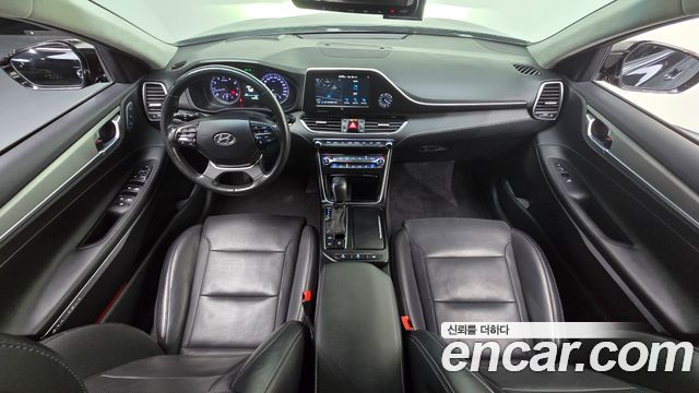 Hyundai Grandeur (IG) 2.4 Exclusive Special 2019 — фото 7