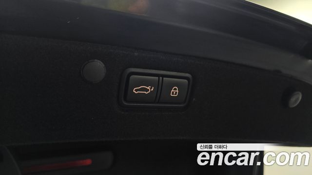 Hyundai Grandeur (IG) 2.4 Exclusive Special 2019 — фото 19