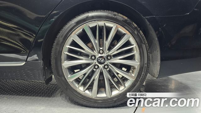 Hyundai Grandeur (IG) 2.4 Exclusive Special 2019 — фото 21