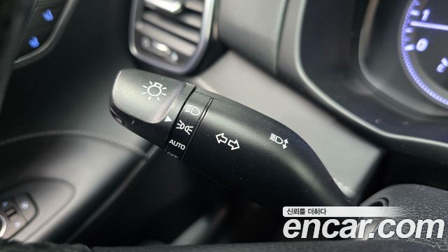Hyundai Grandeur (IG) 2.4 Exclusive Special 2019 — фото 27