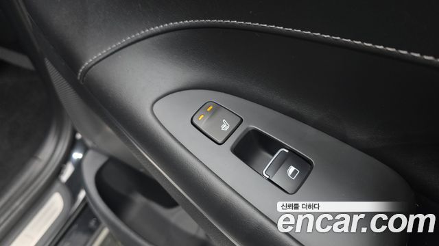 Hyundai Grandeur (IG) 2.4 Exclusive Special 2019 — фото 33