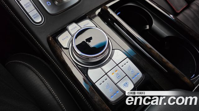 Genesis G90 3.8 AWD Luxury 2021 — фото 31