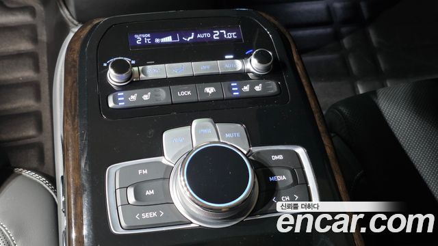 Genesis G90 3.8 AWD Luxury 2021 — фото 35
