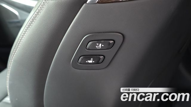 Genesis G90 3.8 AWD Luxury 2021 — фото 36