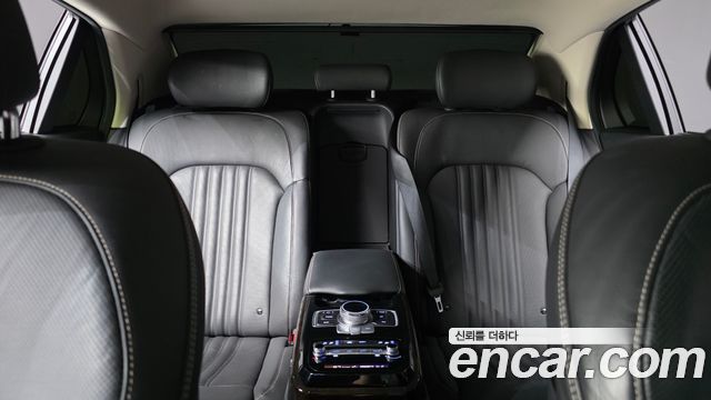 Genesis G90 3.8 AWD Luxury 2021 — фото 38