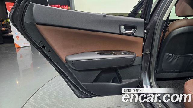 Kia K5 (II) 1.6 Turbo SX Noblesse 2016 — фото 25