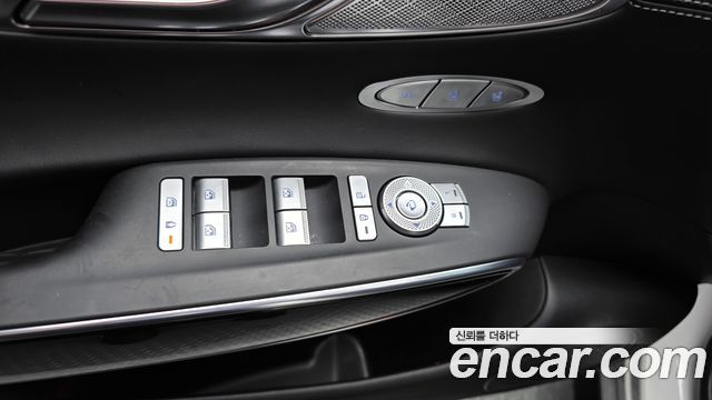 Genesis GV70 2.5T Gasoline AWD 2022 — фото 30