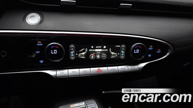 Genesis GV70 2.5T Gasoline AWD 2022 — фото 33